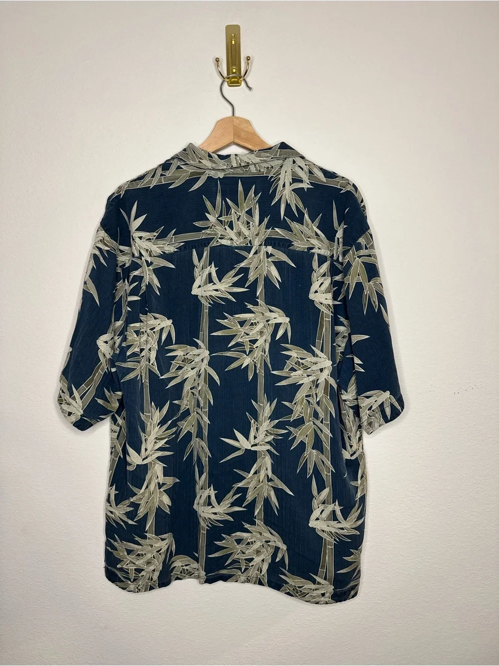Vintage 100% Silk Hawaiian Shirt